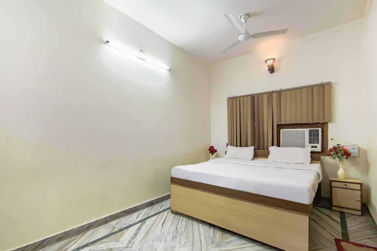 Collection O 81098 Hotel Royal Panjab Bijnaur Exterior foto