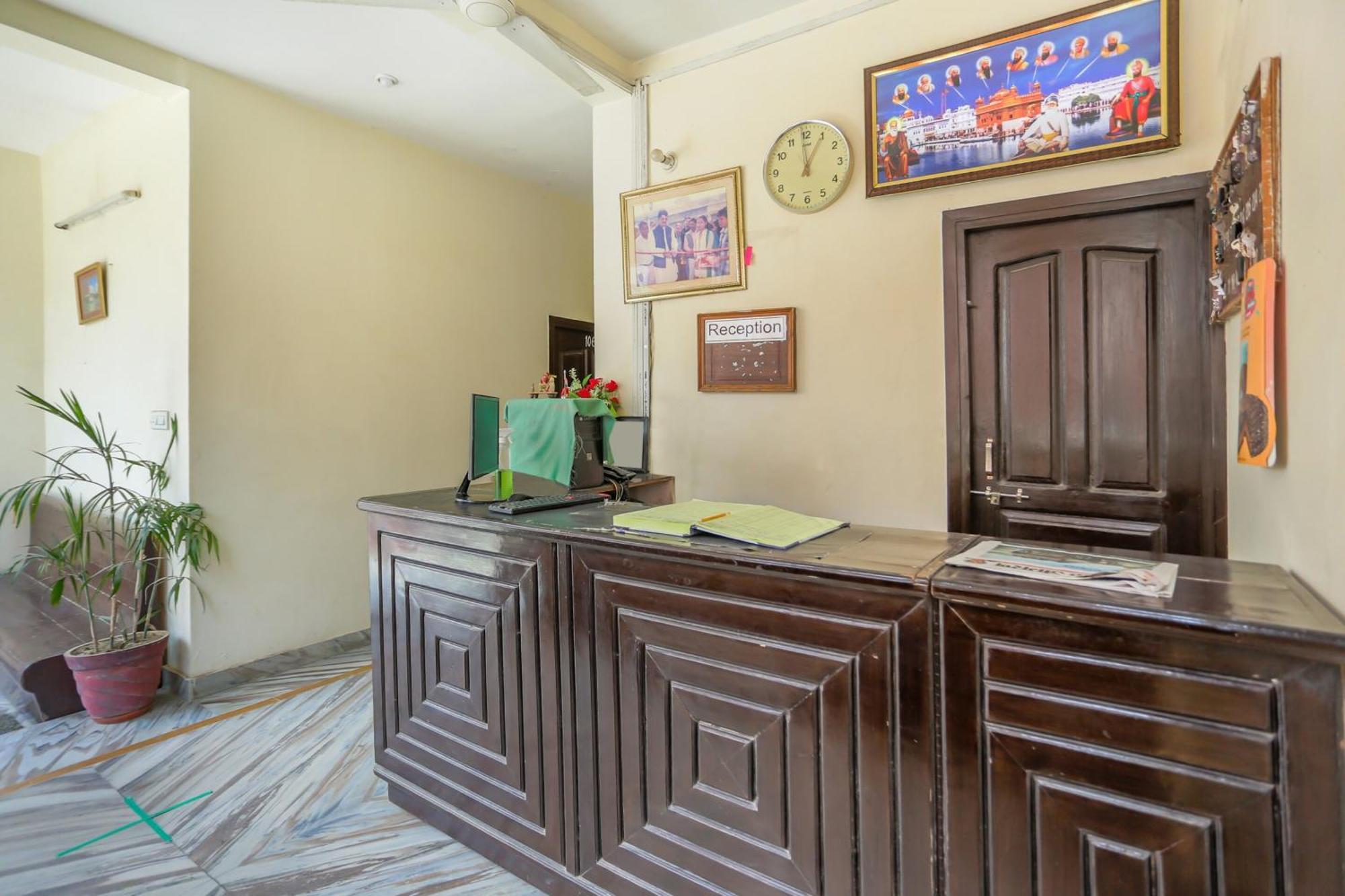 Collection O 81098 Hotel Royal Panjab Bijnaur Exterior foto